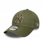New York Yankees MLB Outline Camo Green 9FORTY Adjustable Cap New York Yankees MLB Outline Camo Green 9FORTY Adjustable Cap