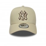 New York Yankees MLB Outline Cream 9FORTY E-Frame Trucker Cap New York Yankees MLB Outline Cream 9FORTY E-Frame Trucker Cap