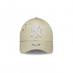 Γυναικείο New York Yankees Womens MLB Floral Icon Cream 9FORTY Adjustable Cap Γυναικείο New York Yankees Womens MLB Floral Icon Cream 9FORTY Adjustable Cap