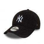 Teddy New York Yankees MLB Winter Borg Black 9FORTY Adjustable Cap