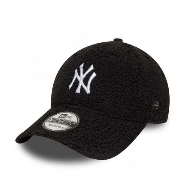 Teddy New York Yankees MLB Winter Borg Black 9FORTY Adjustable Cap