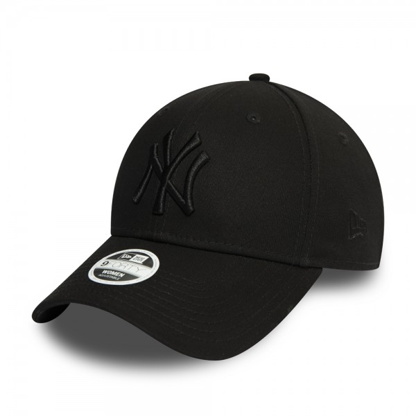 Γυναικείο New York Yankees Essential Womens All Black 9FORTY Cap Γυναικείο New York Yankees Essential Womens All Black 9FORTY Cap