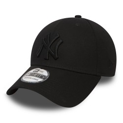 Classic NY Yankees Black On Black 39THIRTY