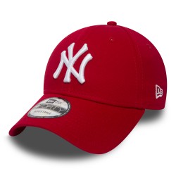 New York Yankees Essential Red 9FORTY Cap 10531938